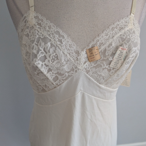 NEW Vintage Women's Vanity Fair 36 Slip Star White Deadstock - Picture 3 of 7